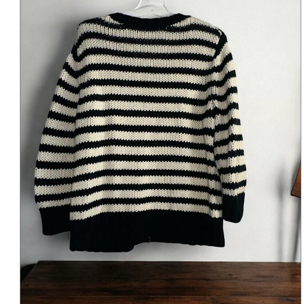 LOFT Women's Black and Cream Striped Cardigan - Picture 2 of 4